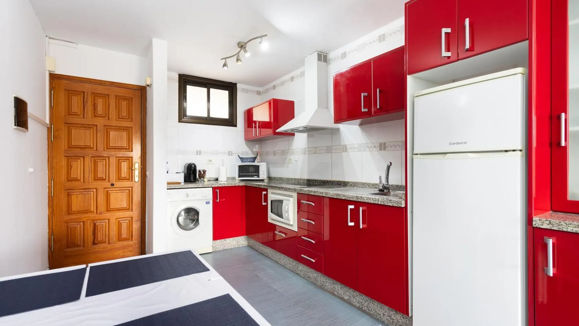 Home2Book Cozy Apt, Pool & Tenis Court, Arona Los Cristianos