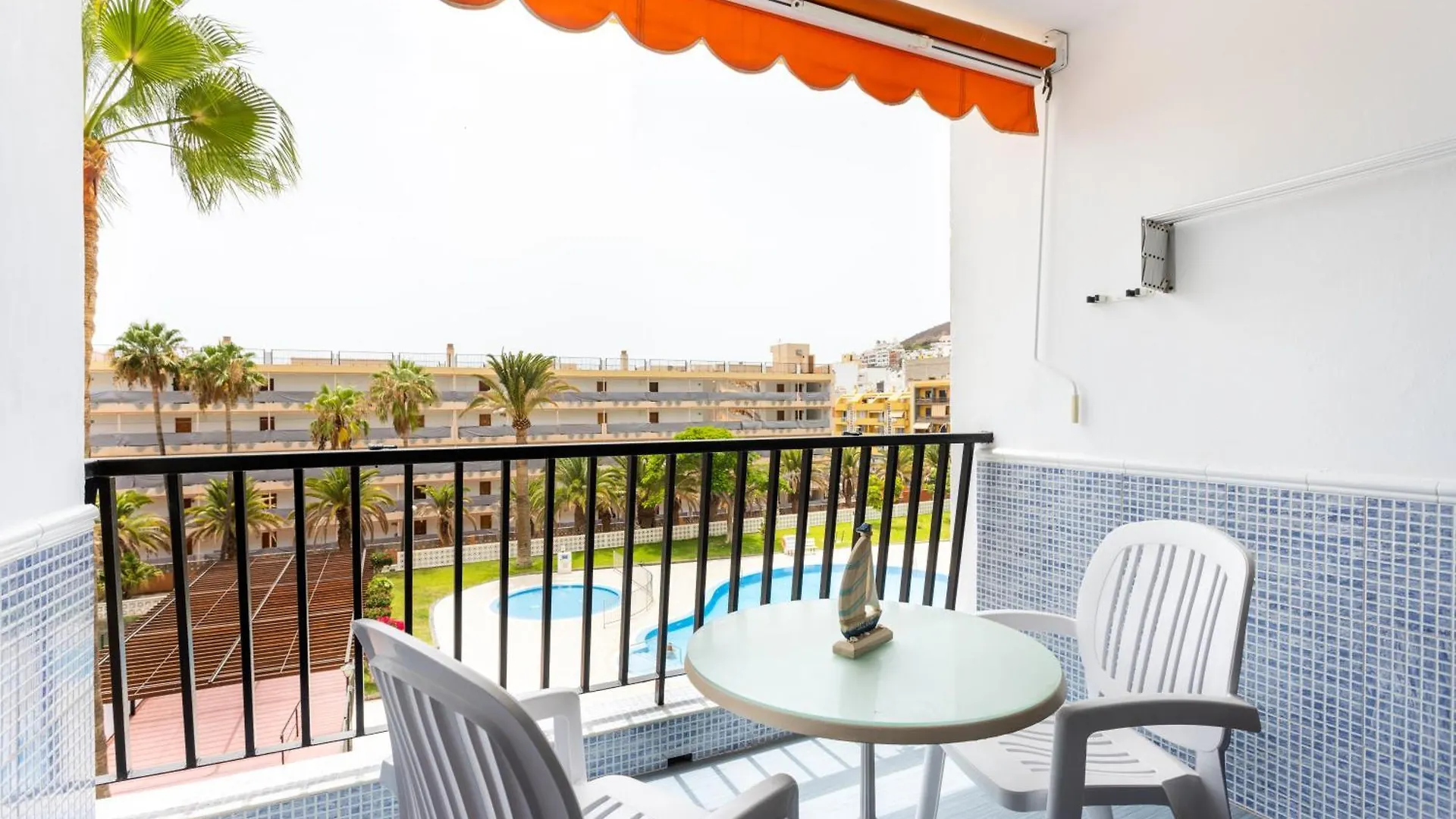 Home2Book Cozy Apt, Pool & Tenis Court, Arona Los Cristianos  0*, Los Cristianos (Tenerife)